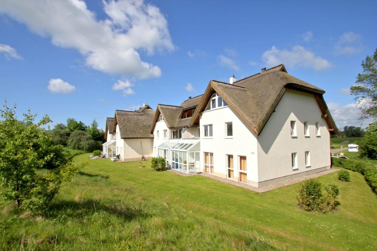 Strandnah Mit Terrasse, Gratis Nutzung Vom Ahoi Erlebnisbad Und Sauna In Sellin - Strandhaus Moenchgut Fewo06 Lobbe Esterno foto