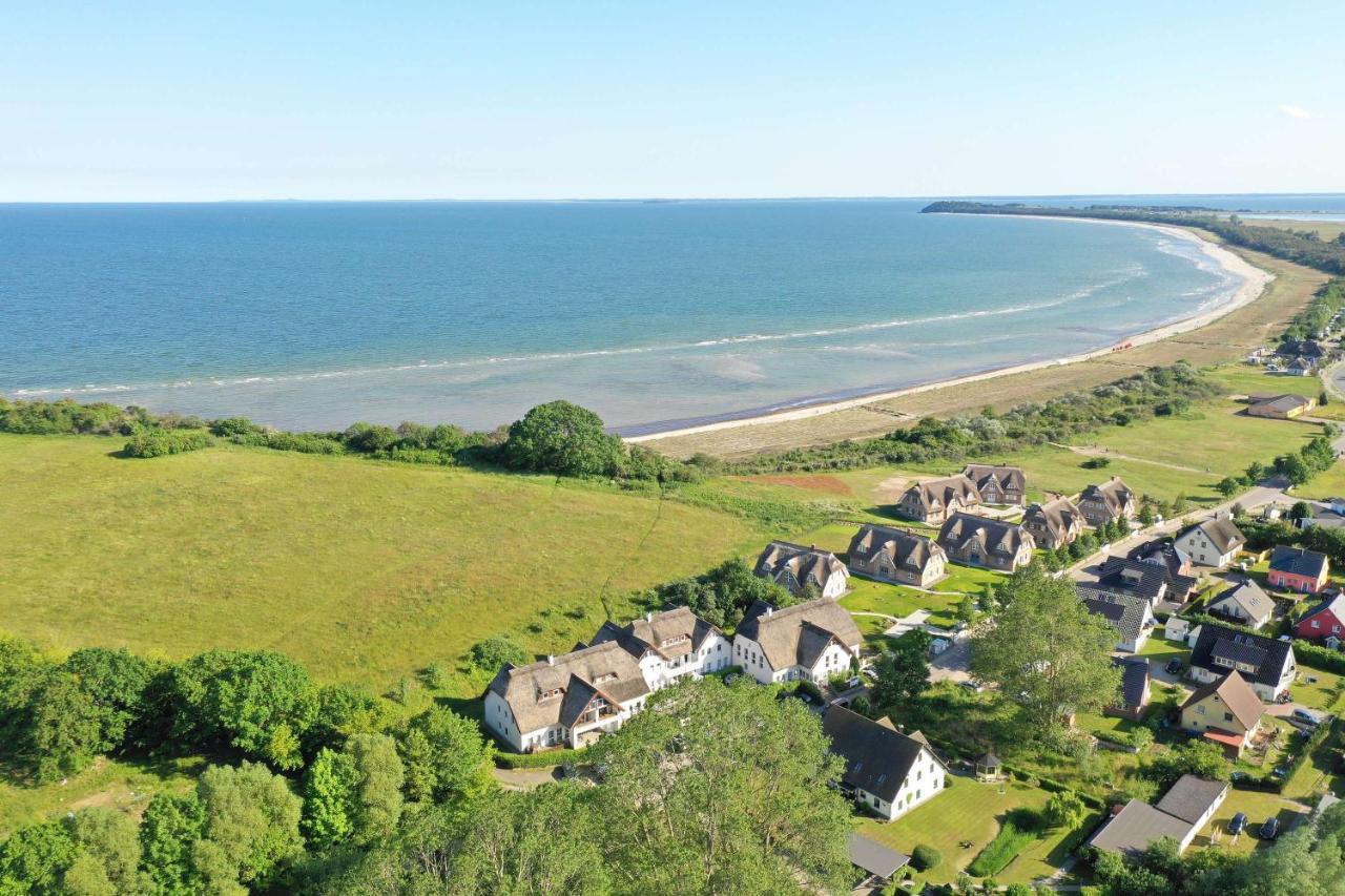 Strandnah Mit Terrasse, Gratis Nutzung Vom Ahoi Erlebnisbad Und Sauna In Sellin - Strandhaus Moenchgut Fewo06 Lobbe Esterno foto